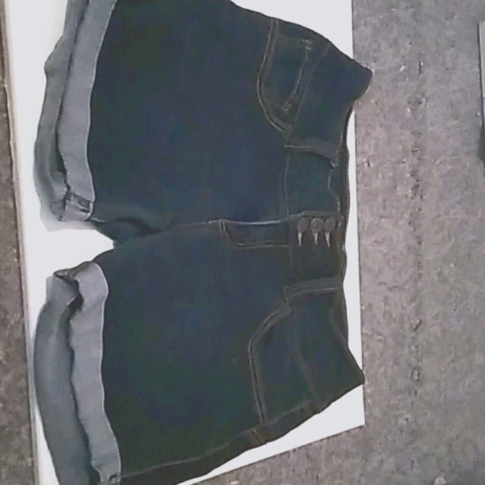 Paris Blues Shorts